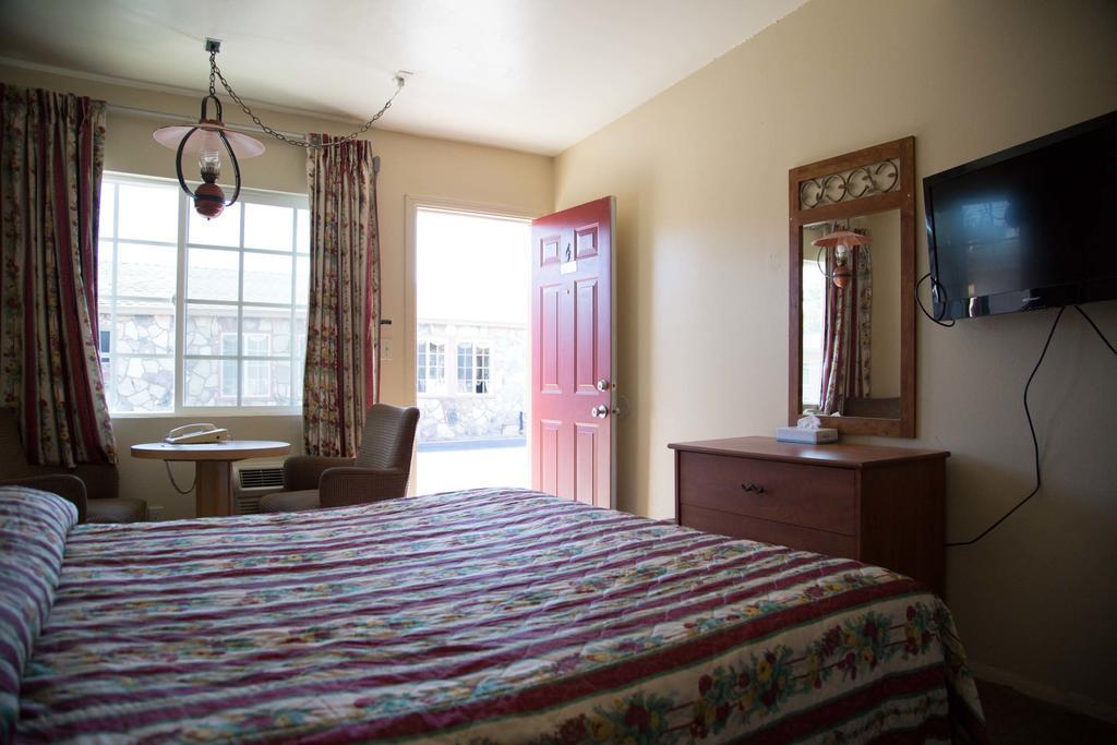 Boron Motel Motel