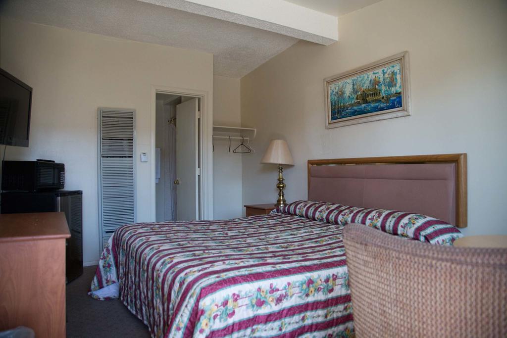 Boron Motel 3* Boron