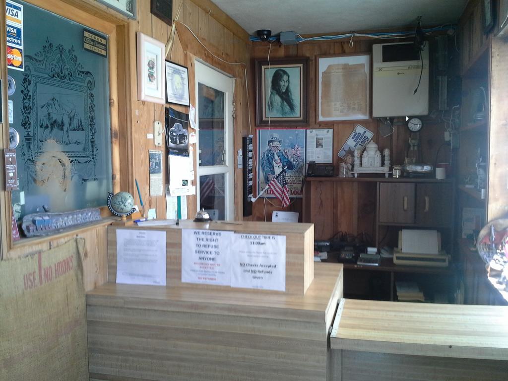 Boron Motel 3* Boron