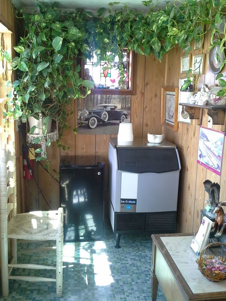 Boron Motel 3*